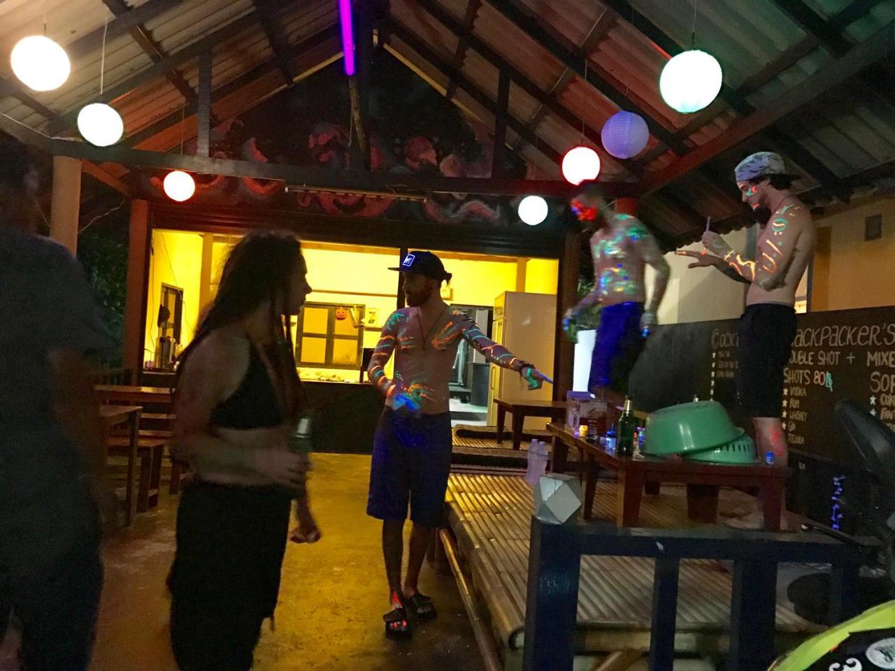 Sea Hug Hostel Ko Pha Ngan Dış mekan fotoğraf